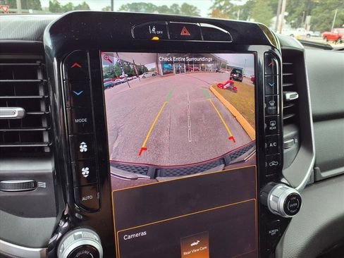 Used 2025 RAM 1500 Big Horn image 39