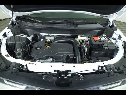 New 2026 Chevrolet Equinox LT w/ Safety and Technology Package AWD/4WD image 16