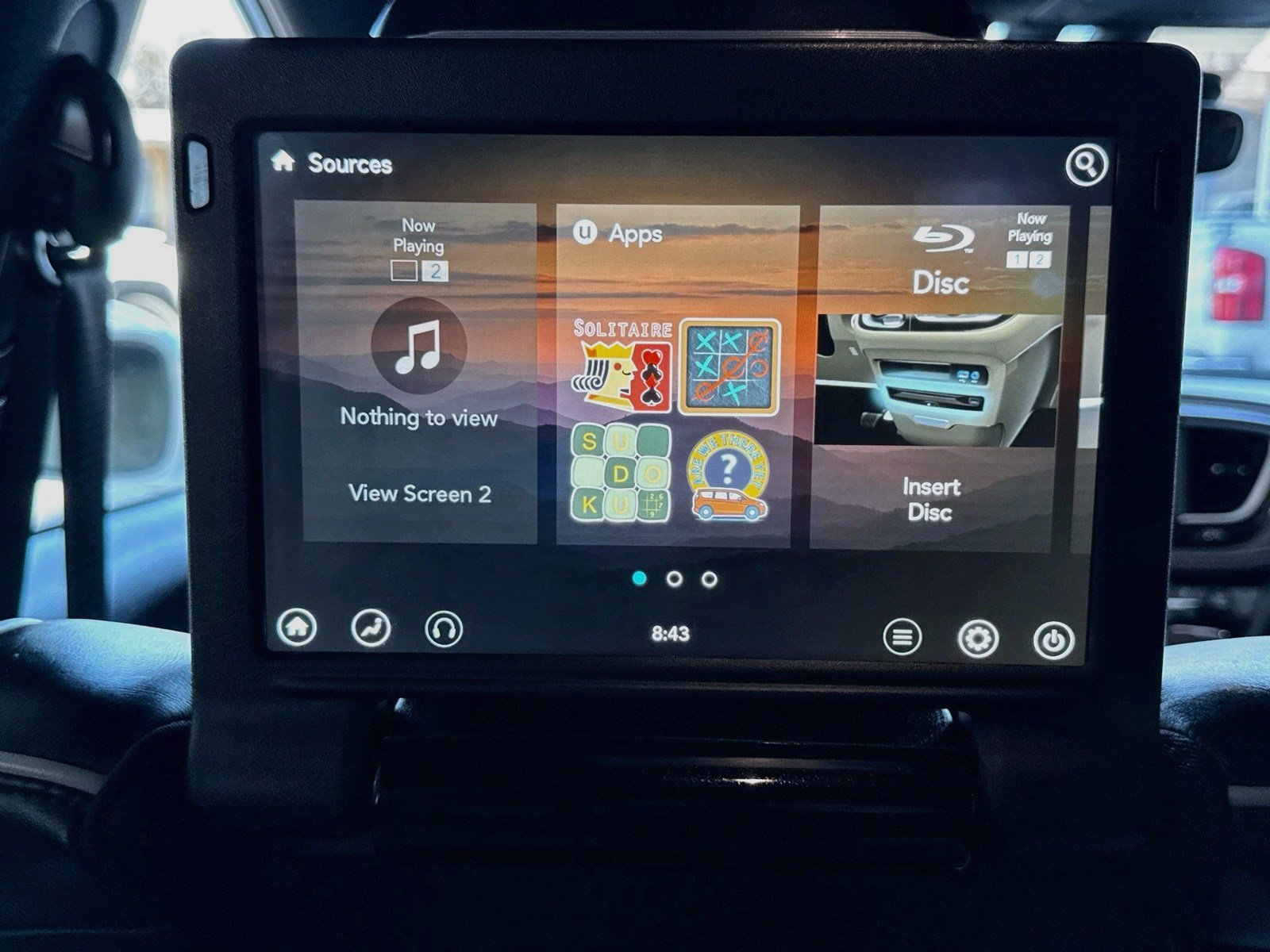 Used 2020 Chrysler Pacifica Limited w/ Advanced Safetytec Group FWD image 17