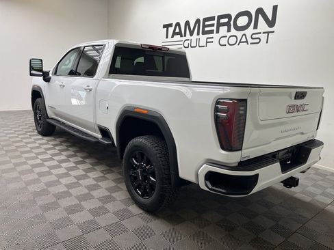 New 2026 GMC Sierra 2500 AT4 w/ AT4 Premium Plus Package AWD/4WD image 3
