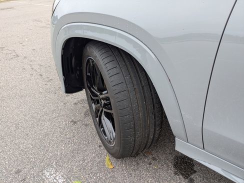 Used 2024 Mercedes-Benz GLS 450 4MATIC image 33