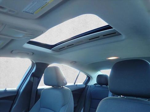 Used 2016 Chevrolet Cruze LT w/ Sun And Sound Package FWD image 12