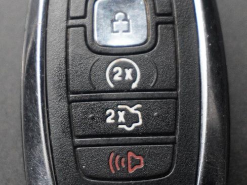 Used 2019 Lincoln Nautilus Reserve AWD/4WD image 22