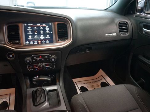 Used 2019 Dodge Charger SXT w/ Blacktop Package AWD/4WD image 12