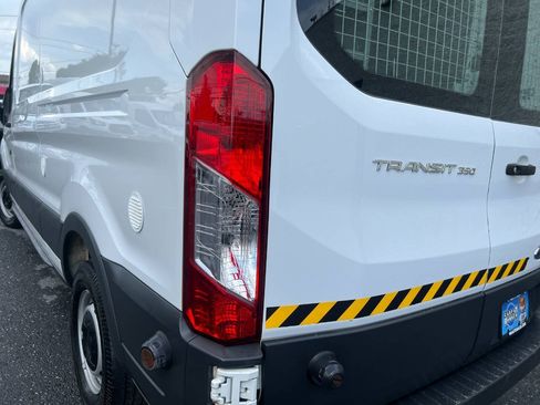Used 2018 Ford Transit 350 148 Medium Roof RWD image 34