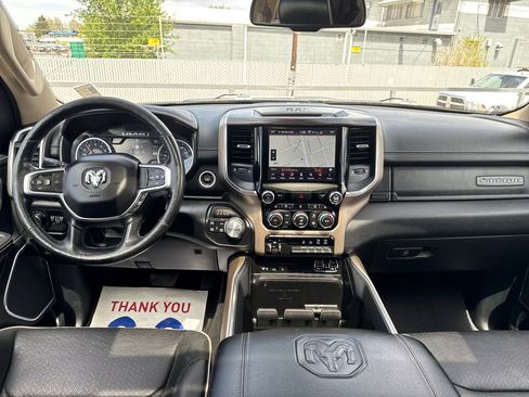 Used 2019 RAM 1500 Laramie AWD/4WD image 12