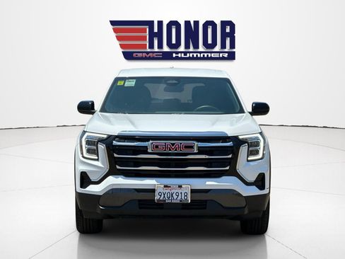 Used 2025 GMC Terrain Elevation AWD/4WD image 11