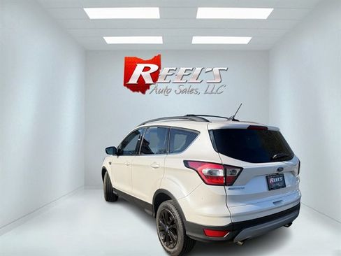Used 2018 Ford Escape SEL AWD/4WD image 30