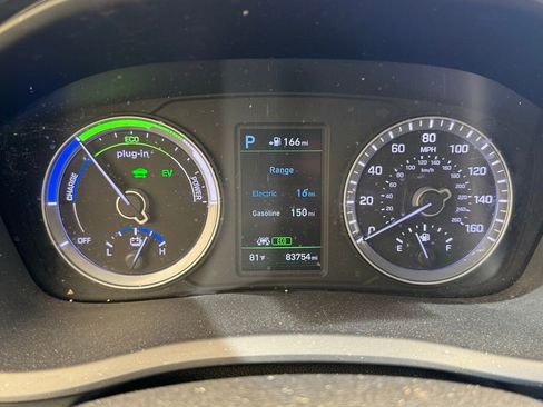 Used 2019 Hyundai Sonata Limited image 25
