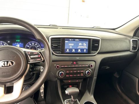 Used 2020 Kia Sportage LX w/ LX Popular Package AWD/4WD image 13