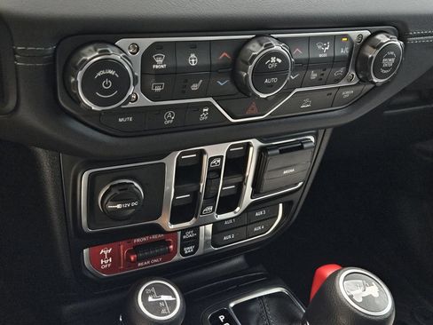 New 2026 Jeep Wrangler Unlimited Rubicon AWD/4WD image 20