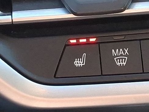 Used 2023 BMW X3 sDrive30i image 32