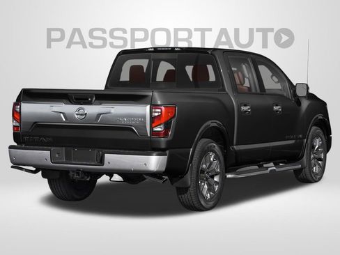 Used 2021 Nissan Titan Platinum Reserve w/ Moonroof Package AWD/4WD image 5