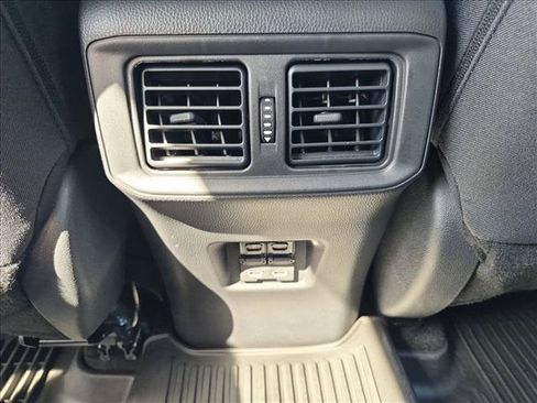 Certified 2025 Toyota RAV4 XLE w/ Convenience Package AWD/4WD image 17
