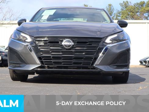Used 2024 Nissan Altima 2.5 SV FWD image 4
