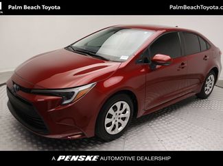 Used 2025 Toyota Corolla LE FWD video 1