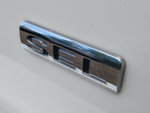 Used 2011 Ford Focus SEL w/ 301A Rapid Spec Order Code FWD image 10