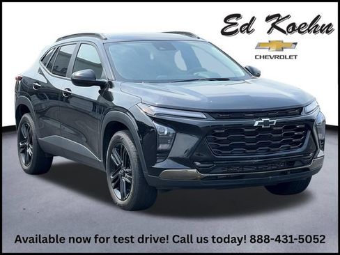 Used 2025 Chevrolet Trax ACTIV FWD image 1