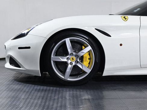 Certified 2017 Ferrari California T RWD image 30