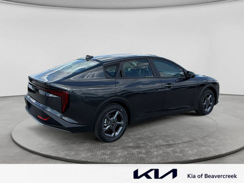 New 2026 Kia K4 FWD image 5