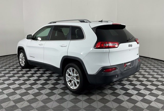 Used 2015 Jeep Cherokee Latitude w/ Comfort/Convenience Group FWD image 5