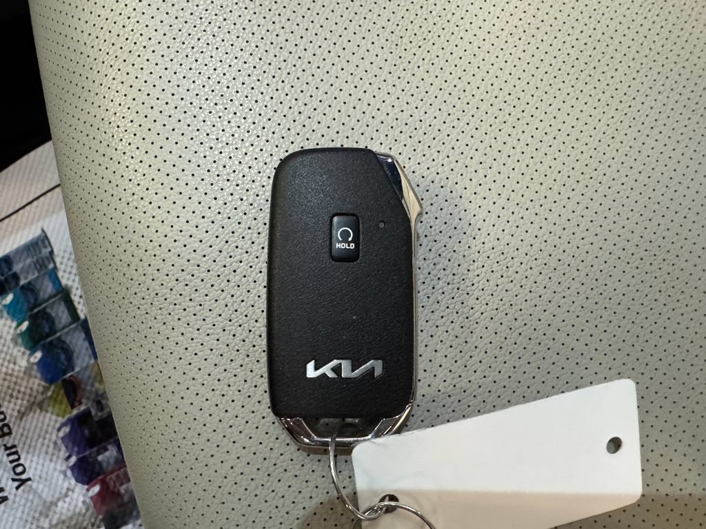Used 2023 Kia Sportage EX w/ EX Premium Package AWD/4WD image 16