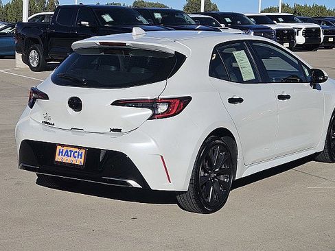 Used 2025 Toyota Corolla XSE image 16