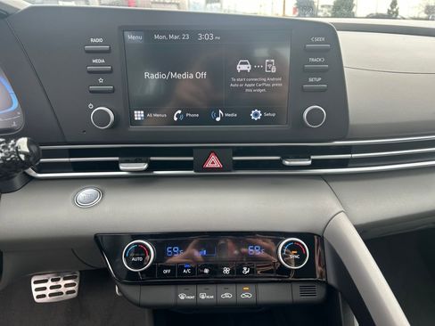 New 2026 Hyundai Elantra Sport FWD image 21