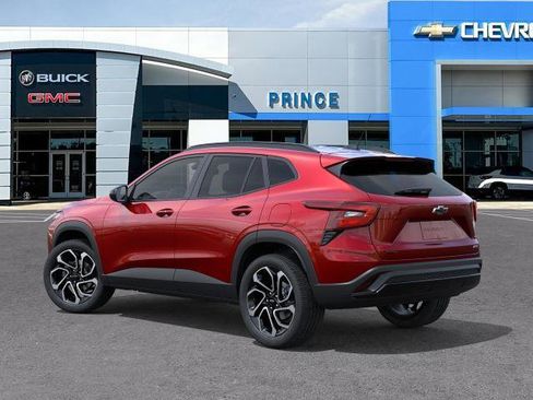 New 2026 Chevrolet Trax RS w/ Driver Confidence Package FWD image 3