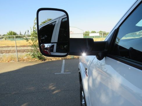 New 2022 RAM 3500 Tradesman w/ Chrome Appearance Group image 19