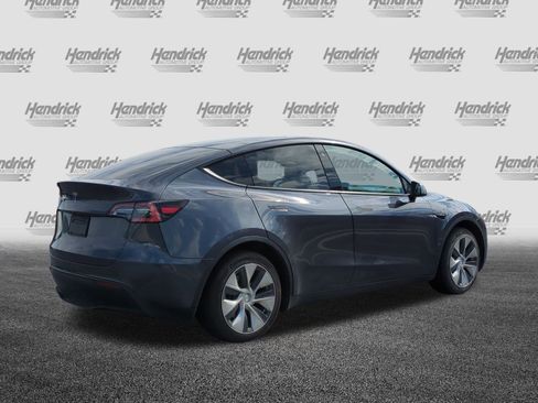 Used 2021 Tesla Model Y 2WD image 10