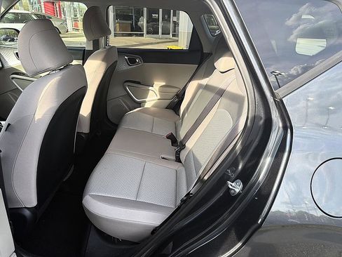 Used 2024 Kia Soul LX image 21