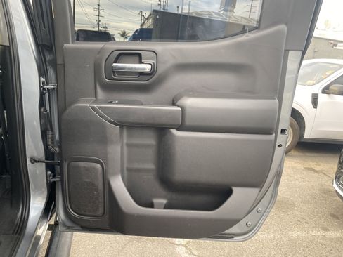 Used 2019 Chevrolet Silverado 1500 Custom w/ Custom Value Package image 25