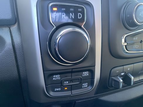 Used 2019 RAM 1500 Big Horn image 14