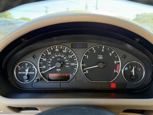Used 2001 BMW Z3 3.0i image 11
