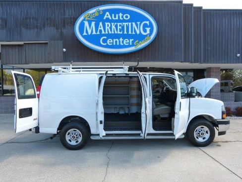 Used 2023 GMC Savana 2500 4.3L V6 GAS*2500*135 WB*FACTO w/ Driver Convenience Package image 22