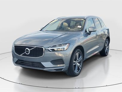 Used 2020 Volvo XC60 T5 Momentum w/ Protection Package Premier