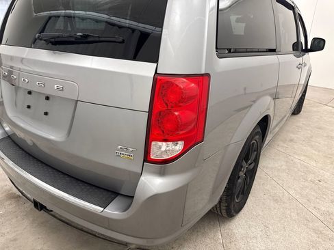 Used 2019 Dodge Grand Caravan GT FWD image 19