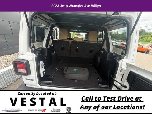 Used 2023 Jeep Wrangler Unlimited w/ Sun & Screen Package AWD/4WD image 20