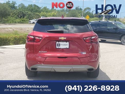 Used 2019 Chevrolet Blazer Premier w/ Sun and Wheels Package FWD image 7