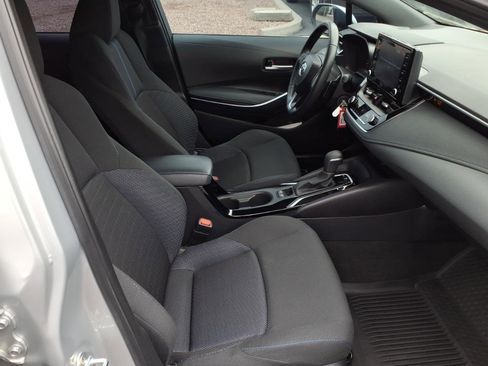 Used 2022 Toyota Corolla SE image 9