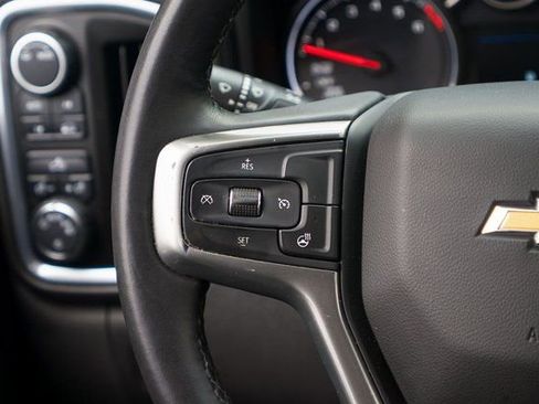 Used 2021 Chevrolet Silverado 1500 LT image 27