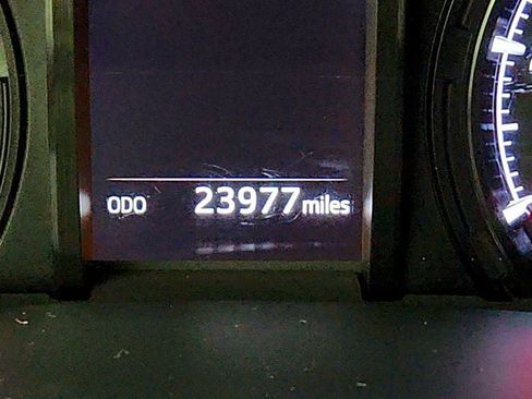 Used 2023 Toyota 4Runner SR5 Premium w/ Moonroof Package AWD/4WD image 16