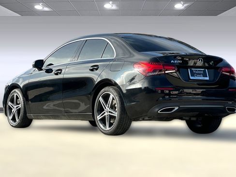 Used 2019 Mercedes-Benz A 220 image 3