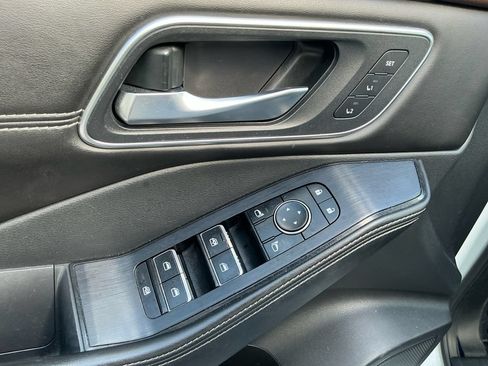 Used 2021 Nissan Rogue Platinum AWD/4WD image 23
