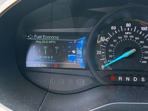 Used 2017 Ford Edge SEL w/ Equipment Group 201A image 10