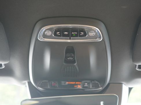 Used 2019 Volvo XC90 T6 Momentum w/ Protection Package Premier AWD/4WD image 25
