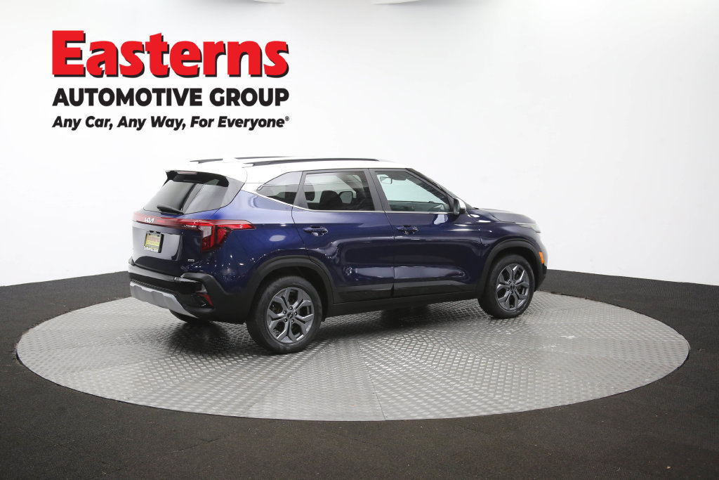 Used 2024 Kia Seltos S AWD/4WD image 47