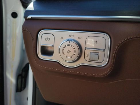 New 2026 Mercedes-Benz GLE 53 AMG 4MATIC Coupe image 18