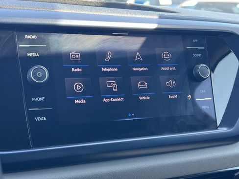 Certified 2023 Volkswagen Taos SE w/ Black Wheel Package FWD image 13